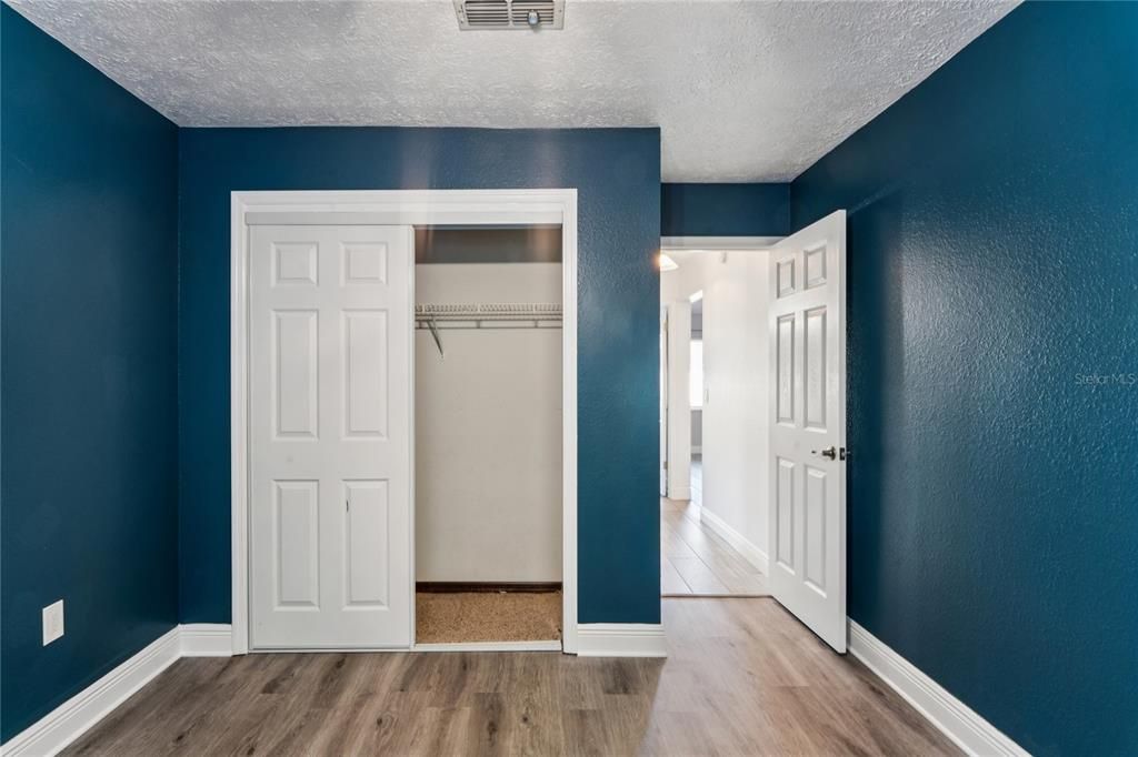 For Sale: $360,000 (3 beds, 2 baths, 1593 Square Feet)