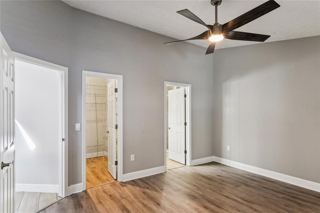 For Sale: $360,000 (3 beds, 2 baths, 1593 Square Feet)