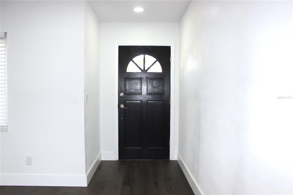 En Venta: $430,000 (3 camas, 2 baños, 1500 Pies cuadrados)