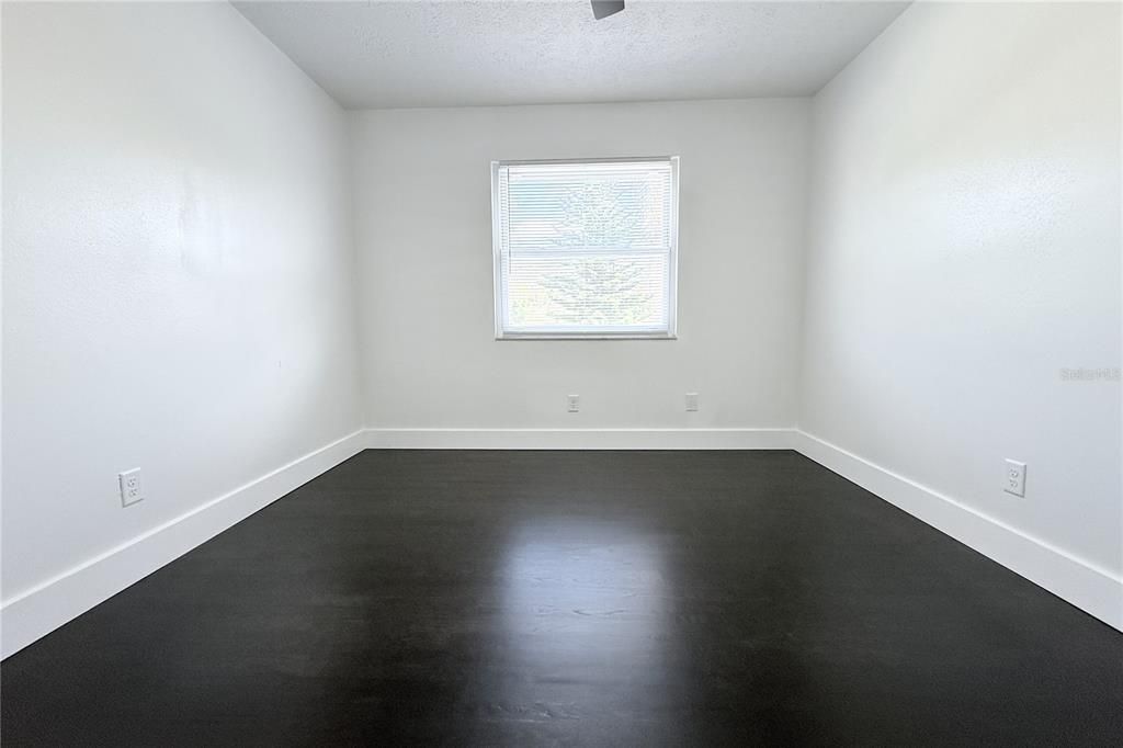 En Venta: $430,000 (3 camas, 2 baños, 1500 Pies cuadrados)