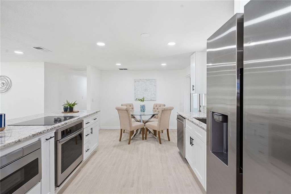 For Sale: $409,599 (3 beds, 2 baths, 1274 Square Feet)