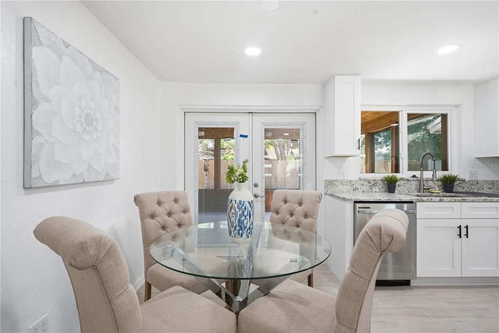 For Sale: $409,599 (3 beds, 2 baths, 1274 Square Feet)