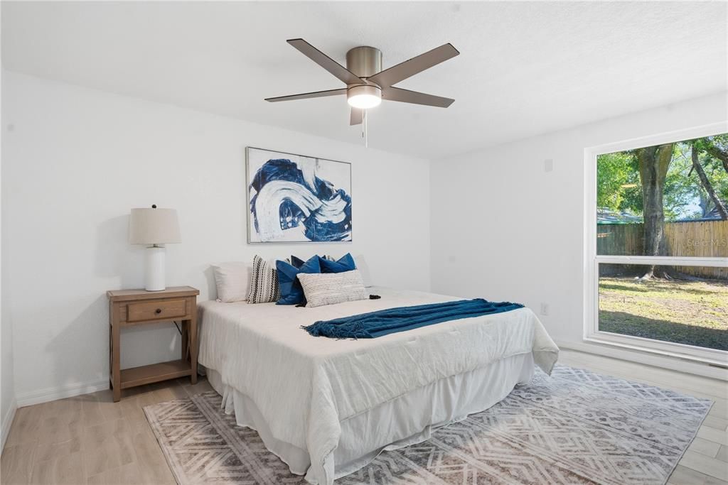 For Sale: $409,599 (3 beds, 2 baths, 1274 Square Feet)