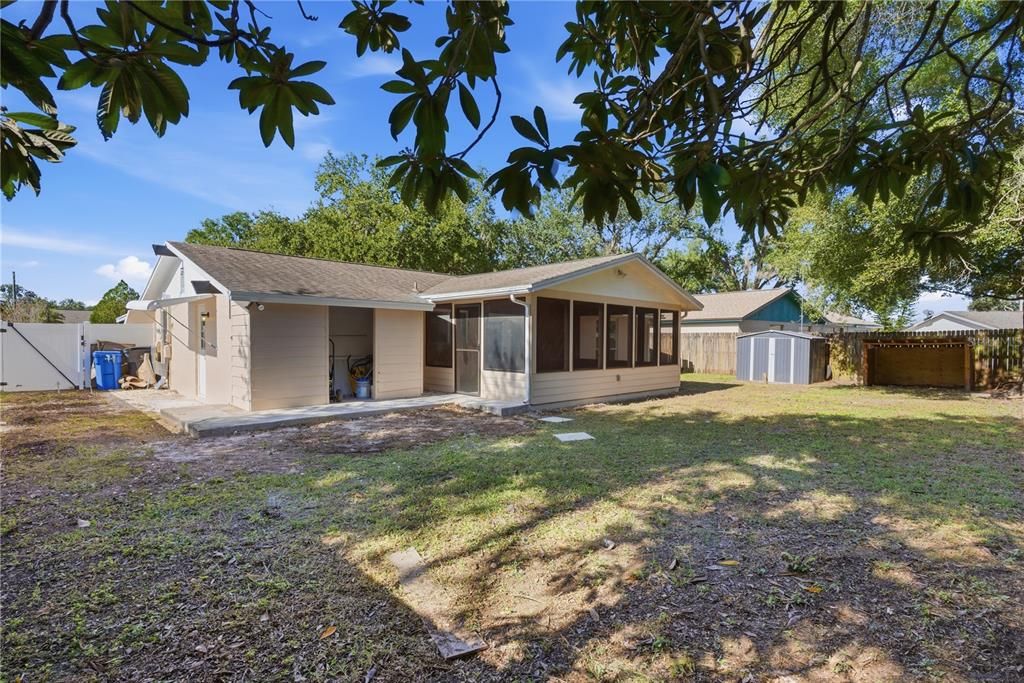 For Sale: $409,599 (3 beds, 2 baths, 1274 Square Feet)