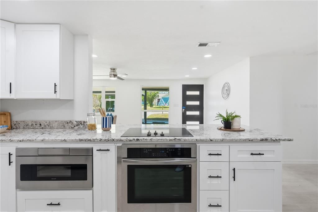 For Sale: $409,599 (3 beds, 2 baths, 1274 Square Feet)