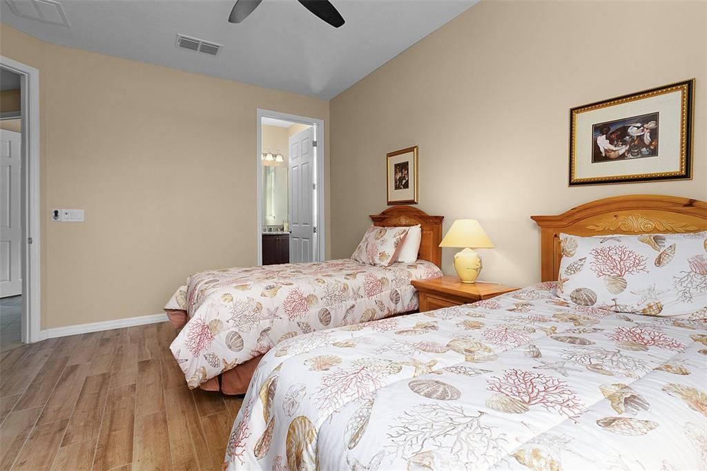 На продажу: $510,000 (3 спален, 2 ванн, 2235 Квадратных фут)