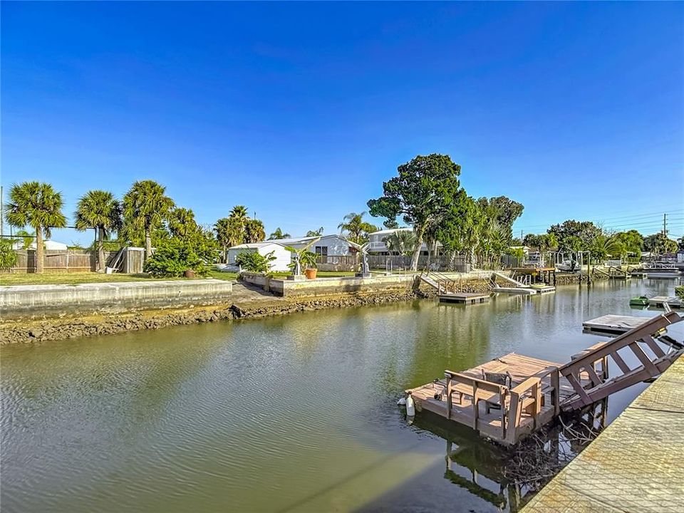 На продажу: $375,000 (2 спален, 2 ванн, 1188 Квадратных фут)