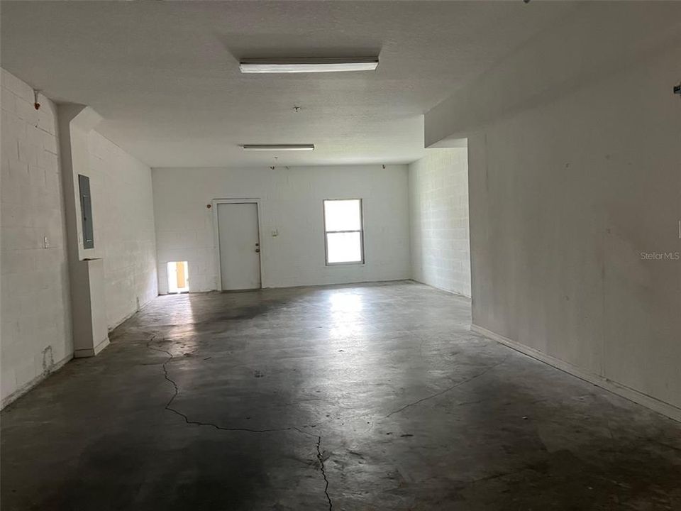 For Rent: $2,450 (3 beds, 2 baths, 1802 Square Feet)