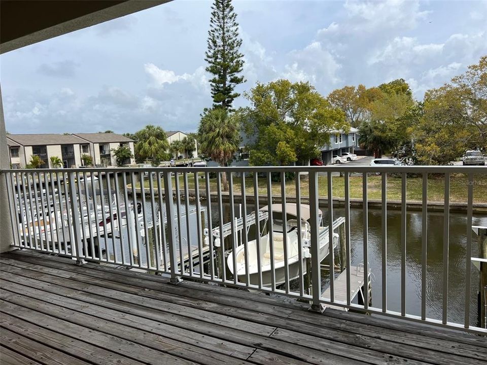 For Rent: $2,450 (3 beds, 2 baths, 1802 Square Feet)