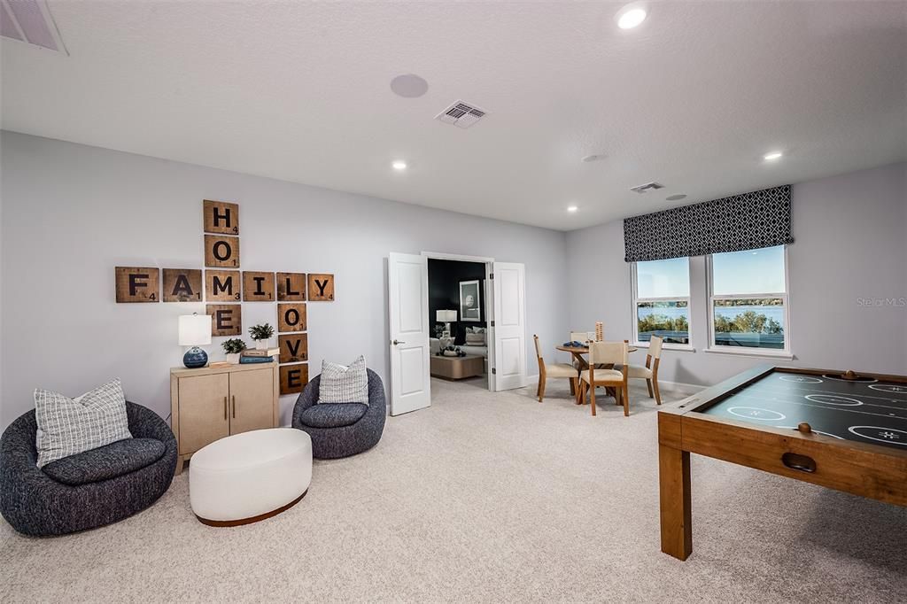 En Venta: $1,224,611 (5 camas, 5 baños, 4181 Pies cuadrados)