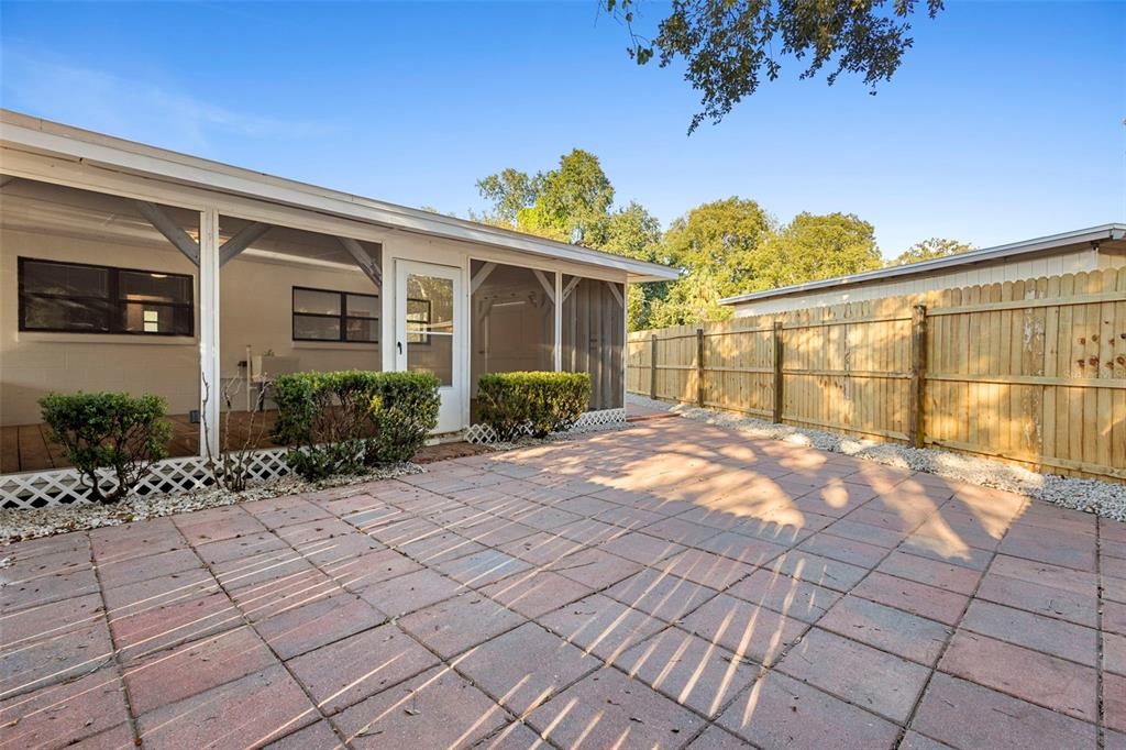 На продажу: $240,000 (3 спален, 1 ванн, 1538 Квадратных фут)