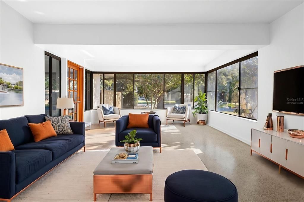 На продажу: $240,000 (3 спален, 1 ванн, 1538 Квадратных фут)