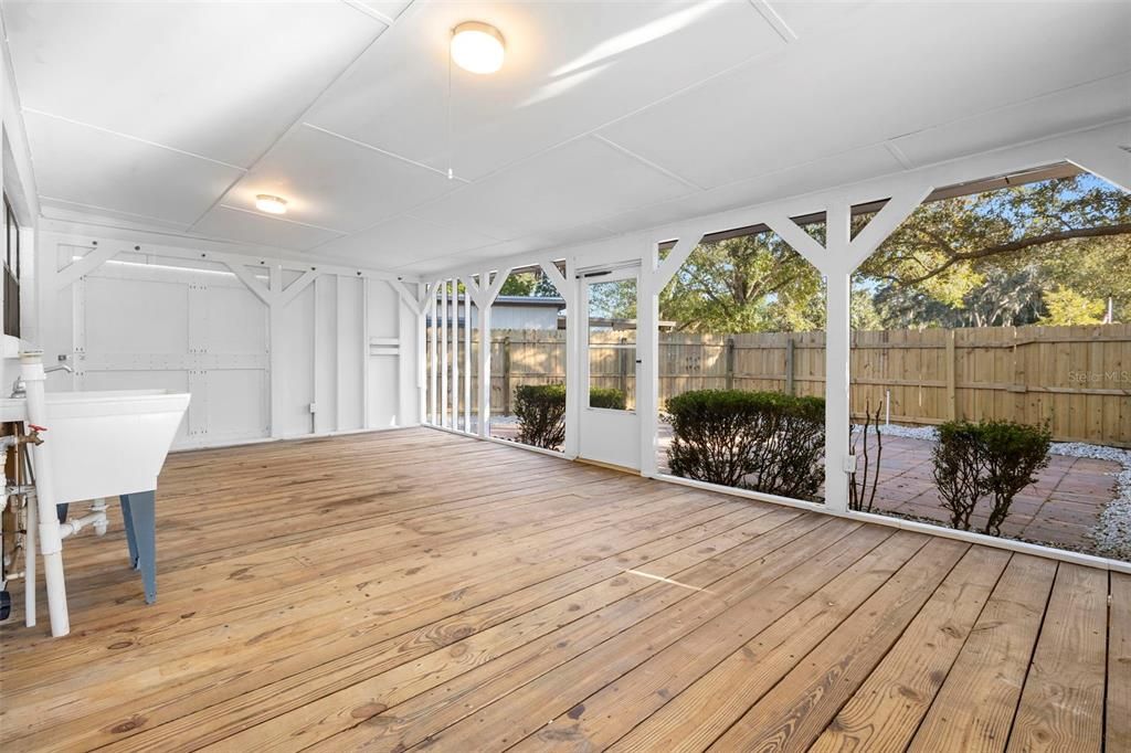 На продажу: $240,000 (3 спален, 1 ванн, 1538 Квадратных фут)