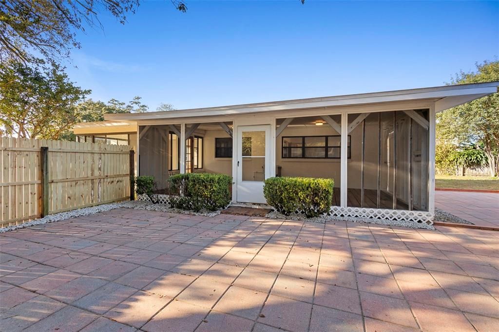 На продажу: $240,000 (3 спален, 1 ванн, 1538 Квадратных фут)