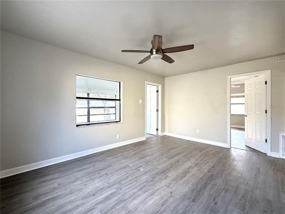 En Venta: $320,000 (2 camas, 2 baños, 1142 Pies cuadrados)