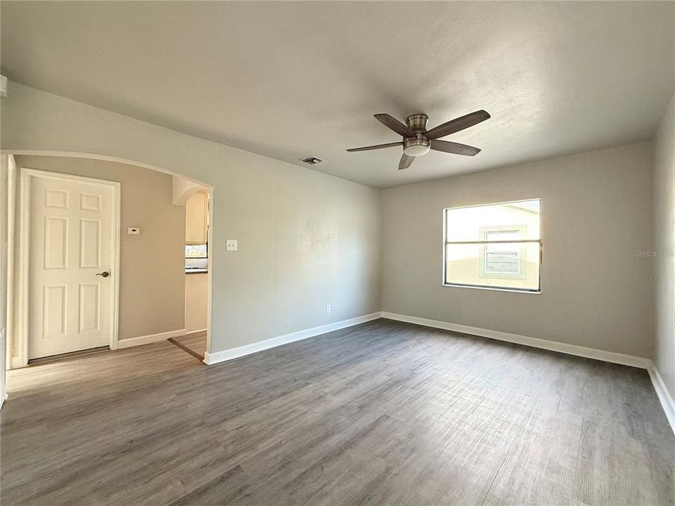 En Venta: $320,000 (2 camas, 2 baños, 1142 Pies cuadrados)