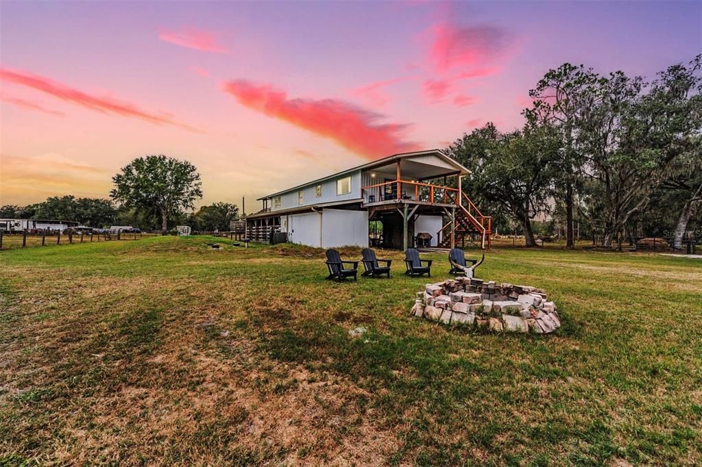 На продажу: $620,000 (2 спален, 2 ванн, 1200 Квадратных фут)