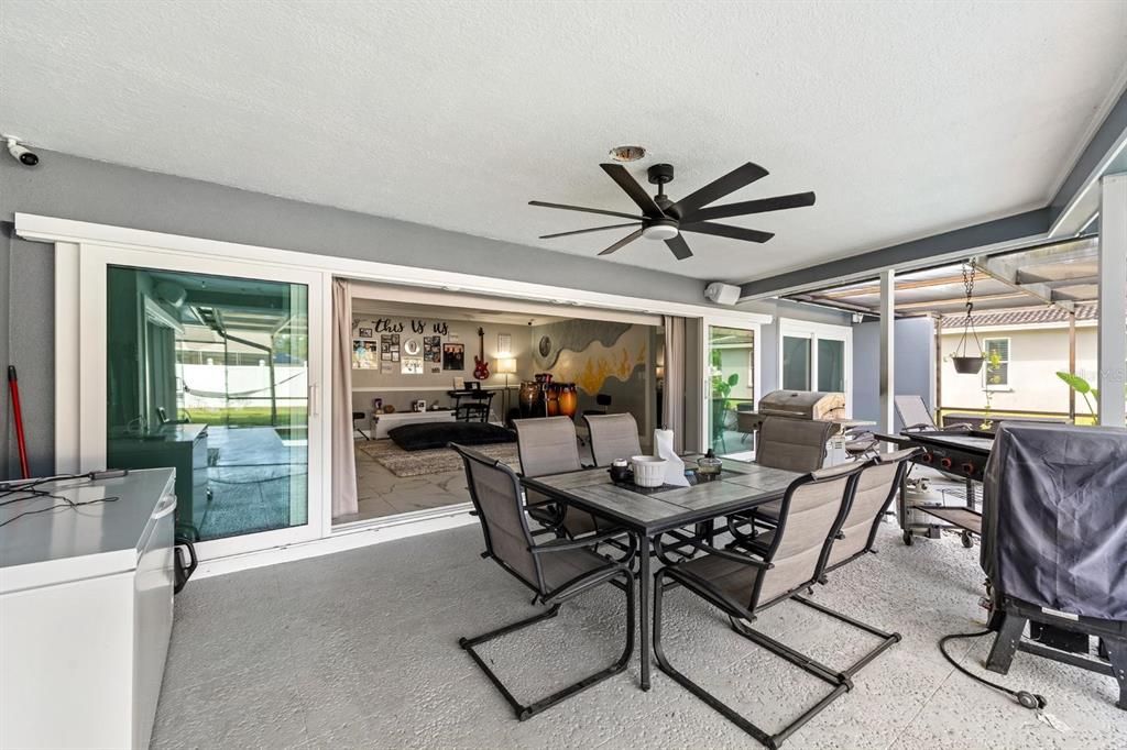 待售: $860,000 (4 贝兹, 3 浴室, 2462 平方英尺)