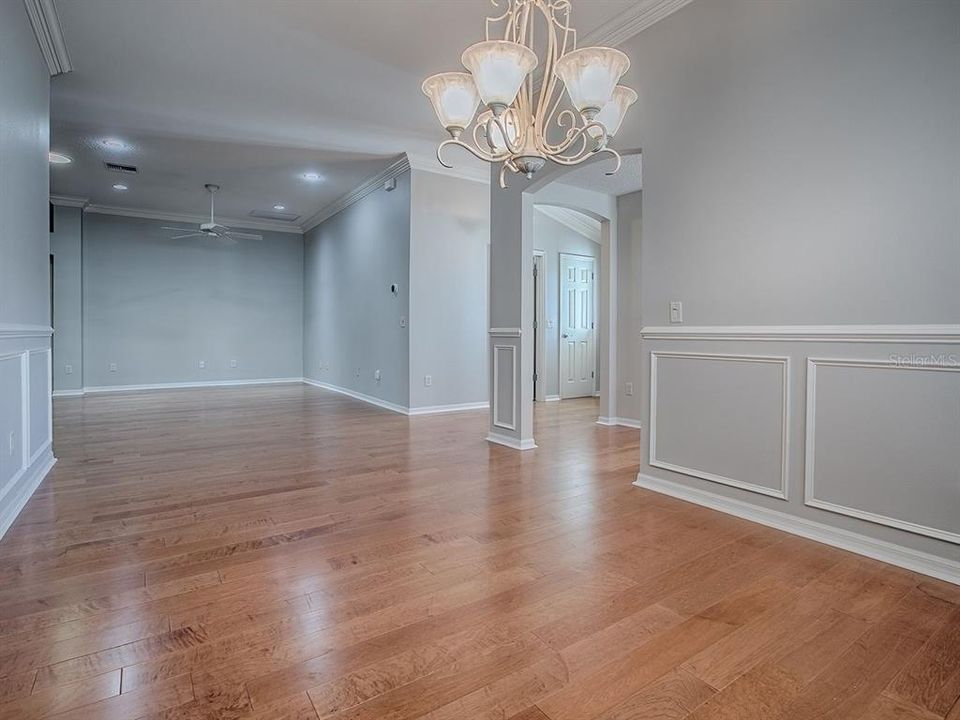 На продажу: $409,900 (3 спален, 2 ванн, 1861 Квадратных фут)