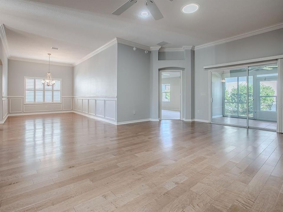 На продажу: $409,900 (3 спален, 2 ванн, 1861 Квадратных фут)