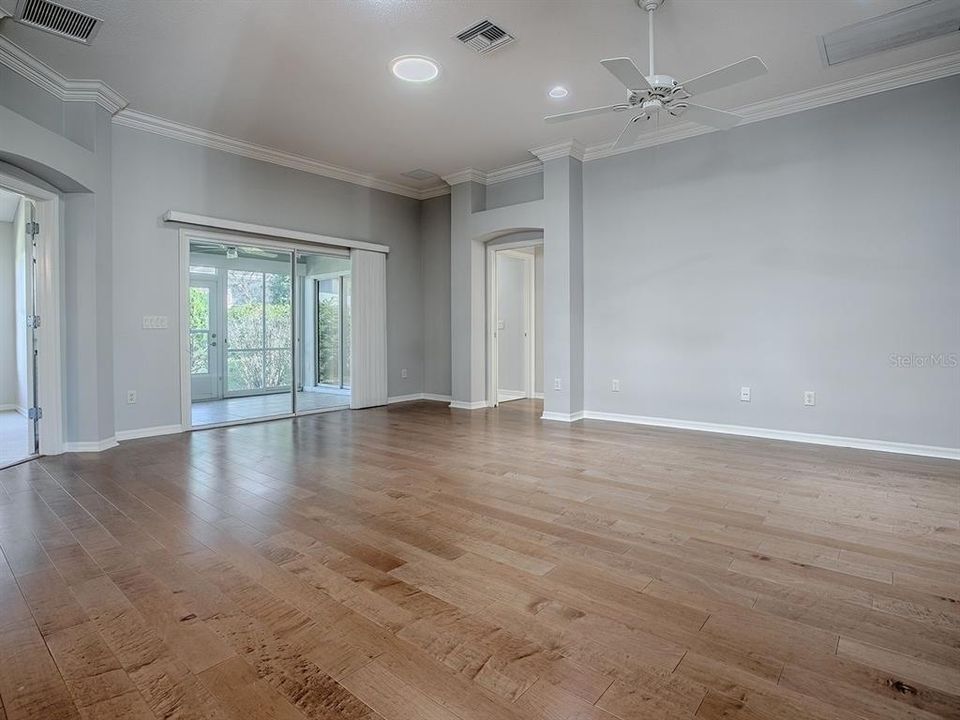 На продажу: $409,900 (3 спален, 2 ванн, 1861 Квадратных фут)