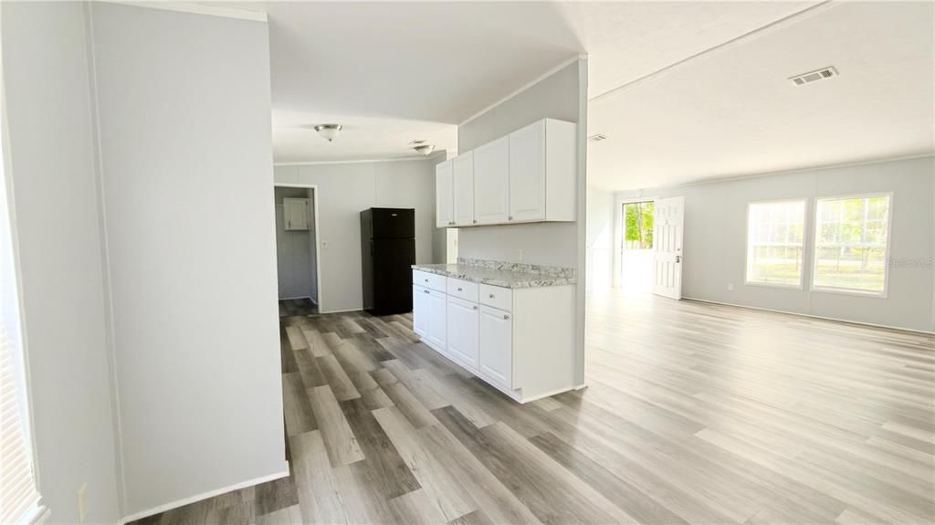 En Venta: $250,000 (3 camas, 2 baños, 1404 Pies cuadrados)