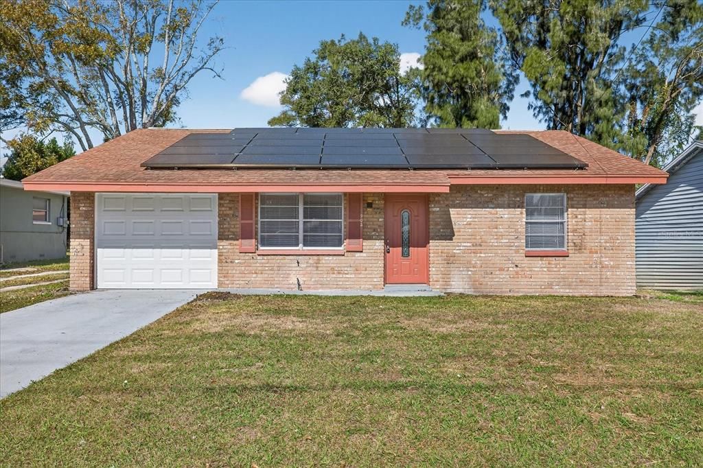 For Sale: $289,900 (3 beds, 2 baths, 1358 Square Feet)