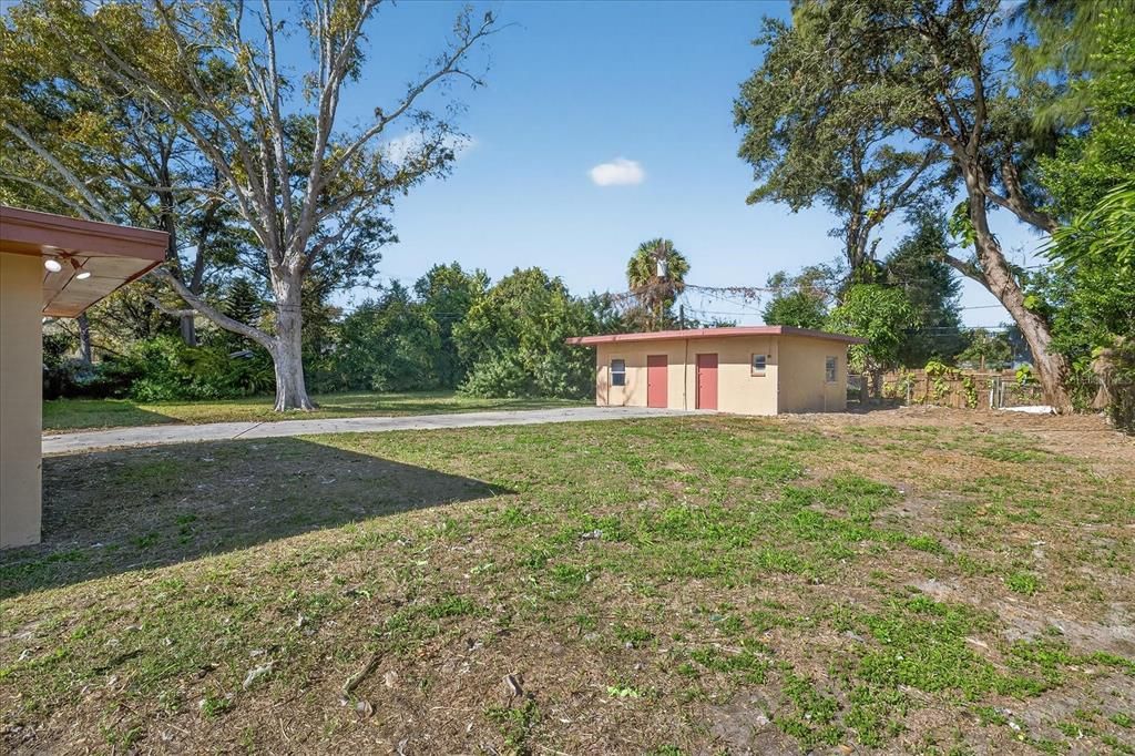 For Sale: $289,900 (3 beds, 2 baths, 1358 Square Feet)