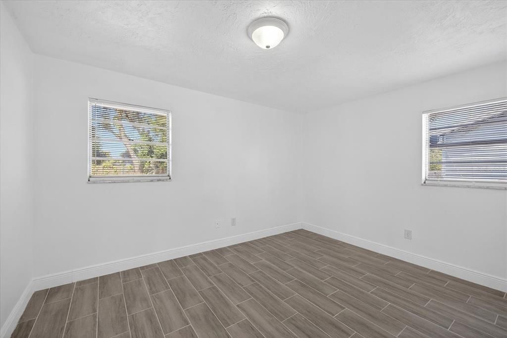 For Sale: $289,900 (3 beds, 2 baths, 1358 Square Feet)