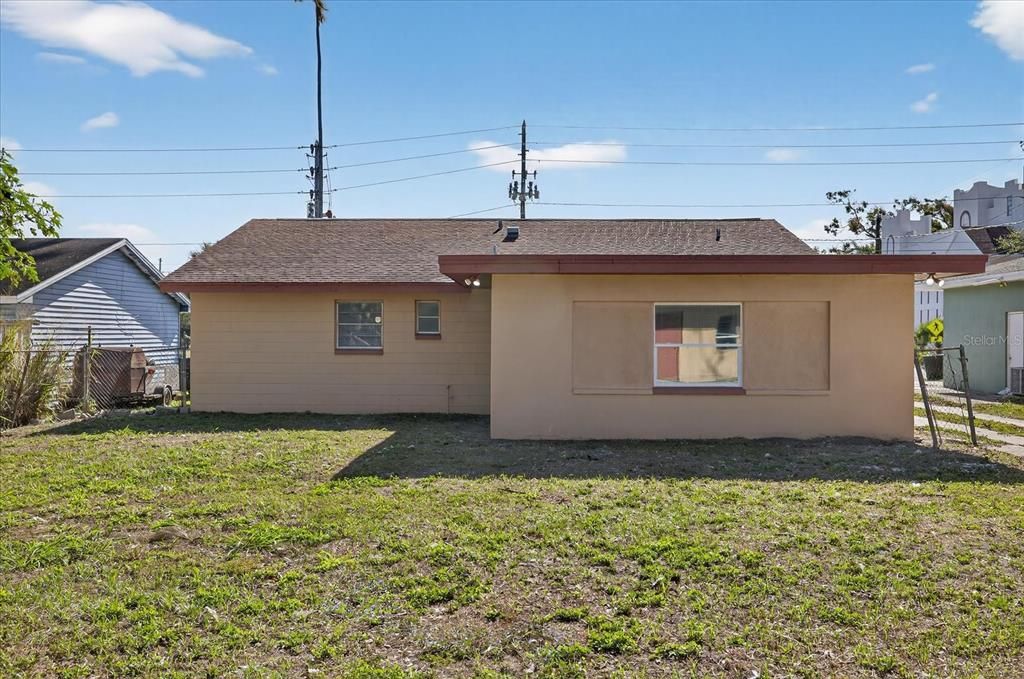 For Sale: $289,900 (3 beds, 2 baths, 1358 Square Feet)