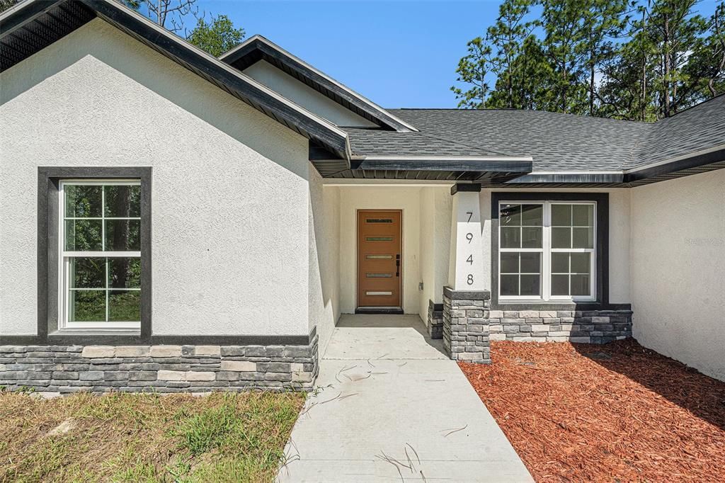 待售: $274,000 (3 贝兹, 2 浴室, 1449 平方英尺)