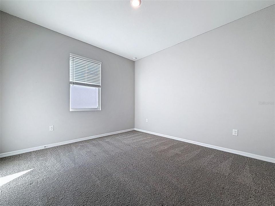 待售: $549,900 (4 贝兹, 3 浴室, 2528 平方英尺)