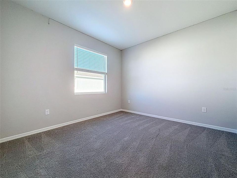 待售: $549,900 (4 贝兹, 3 浴室, 2528 平方英尺)