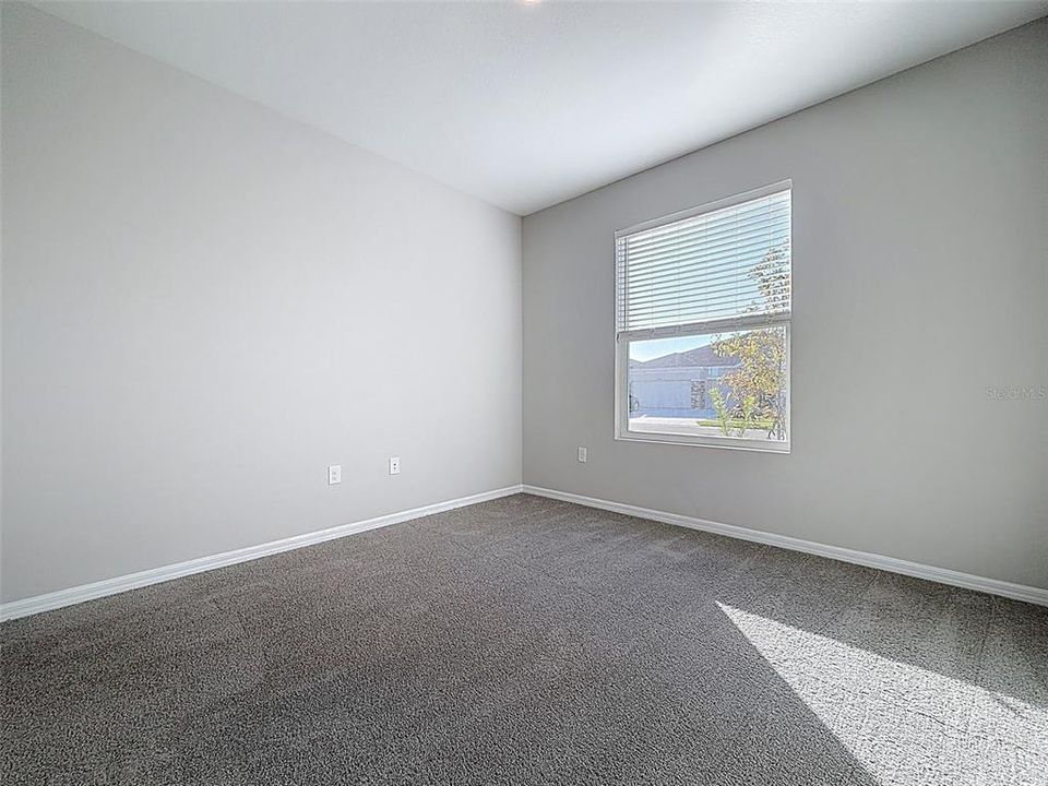 待售: $549,900 (4 贝兹, 3 浴室, 2528 平方英尺)