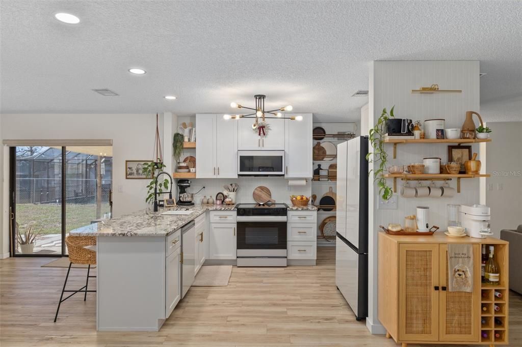 For Sale: $265,000 (2 beds, 2 baths, 1274 Square Feet)