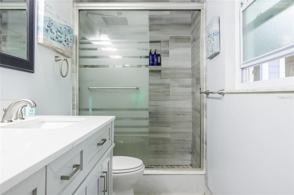 For Sale: $374,000 (4 beds, 2 baths, 1570 Square Feet)