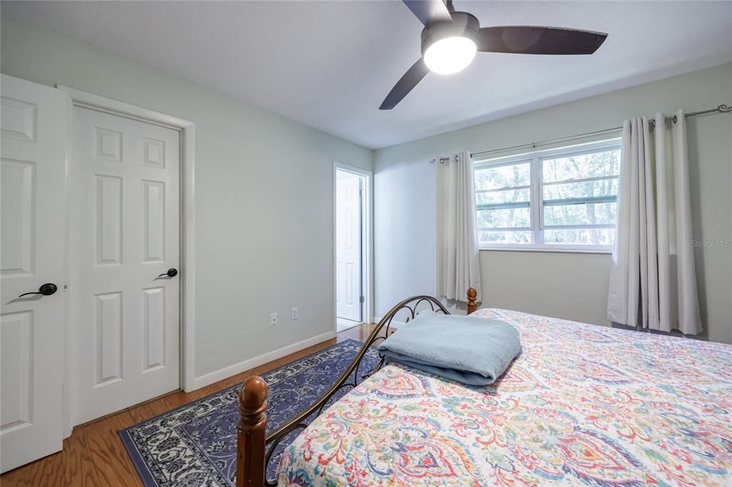 For Sale: $374,000 (4 beds, 2 baths, 1570 Square Feet)