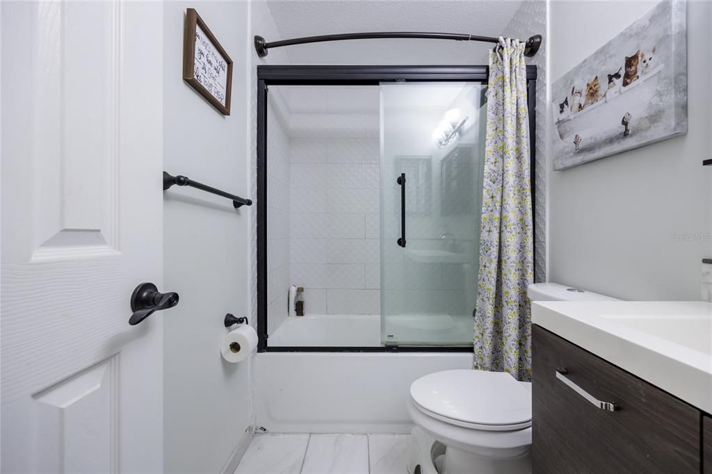 For Sale: $374,000 (4 beds, 2 baths, 1570 Square Feet)