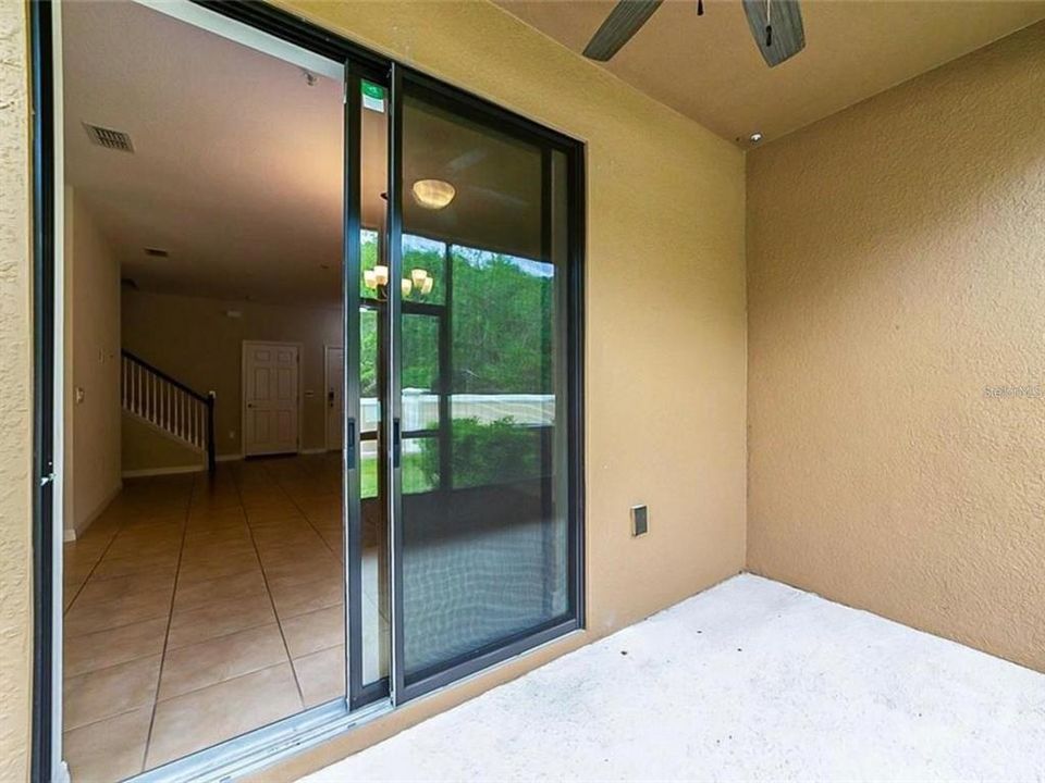 For Rent: $1,950 (3 beds, 2 baths, 1550 Square Feet)