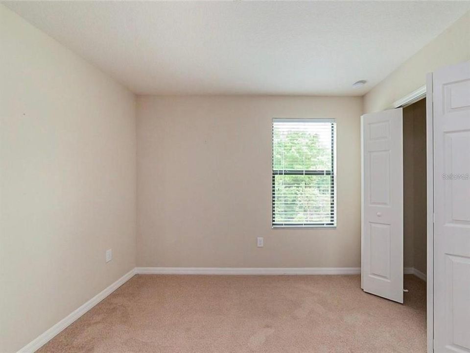 For Rent: $1,950 (3 beds, 2 baths, 1550 Square Feet)