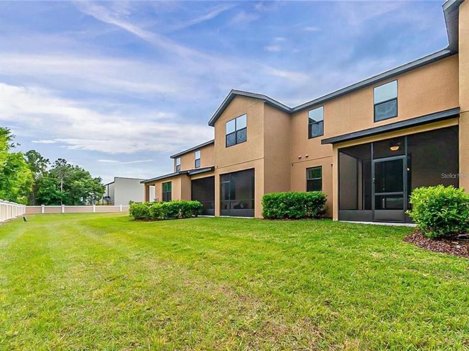 For Rent: $1,950 (3 beds, 2 baths, 1550 Square Feet)