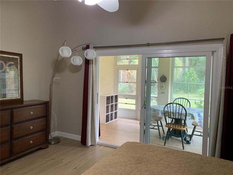 В аренду: $1,800 (2 спален, 2 ванн, 1695 Квадратных фут)