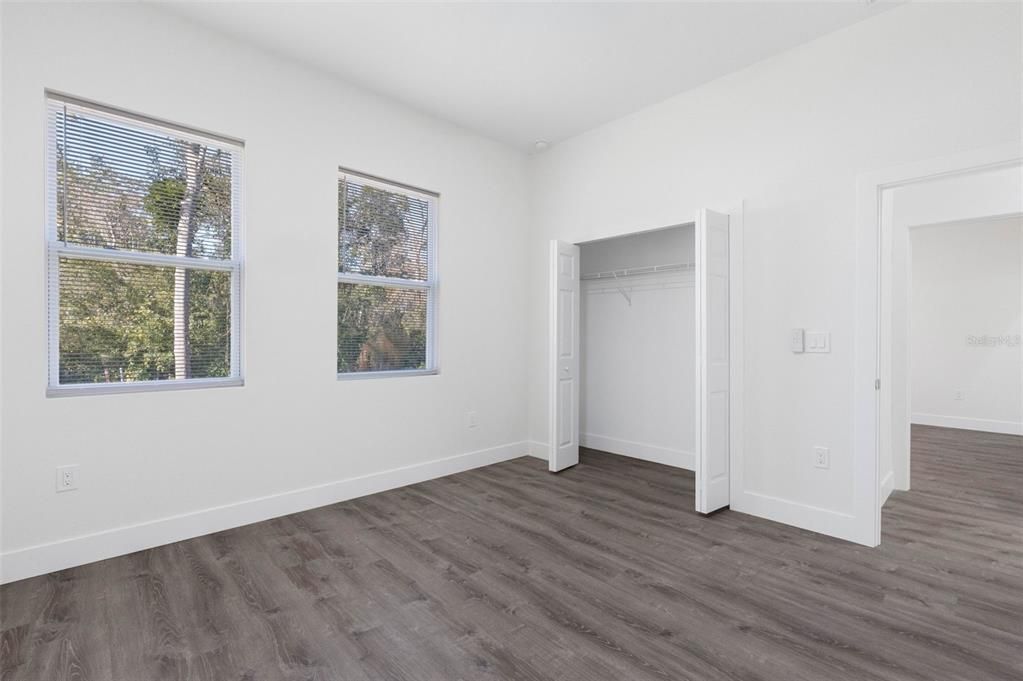 待售: $339,000 (2 贝兹, 2 浴室, 1200 平方英尺)