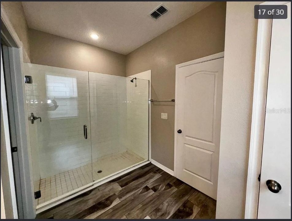 For Rent: $2,899 (4 beds, 2 baths, 2112 Square Feet)