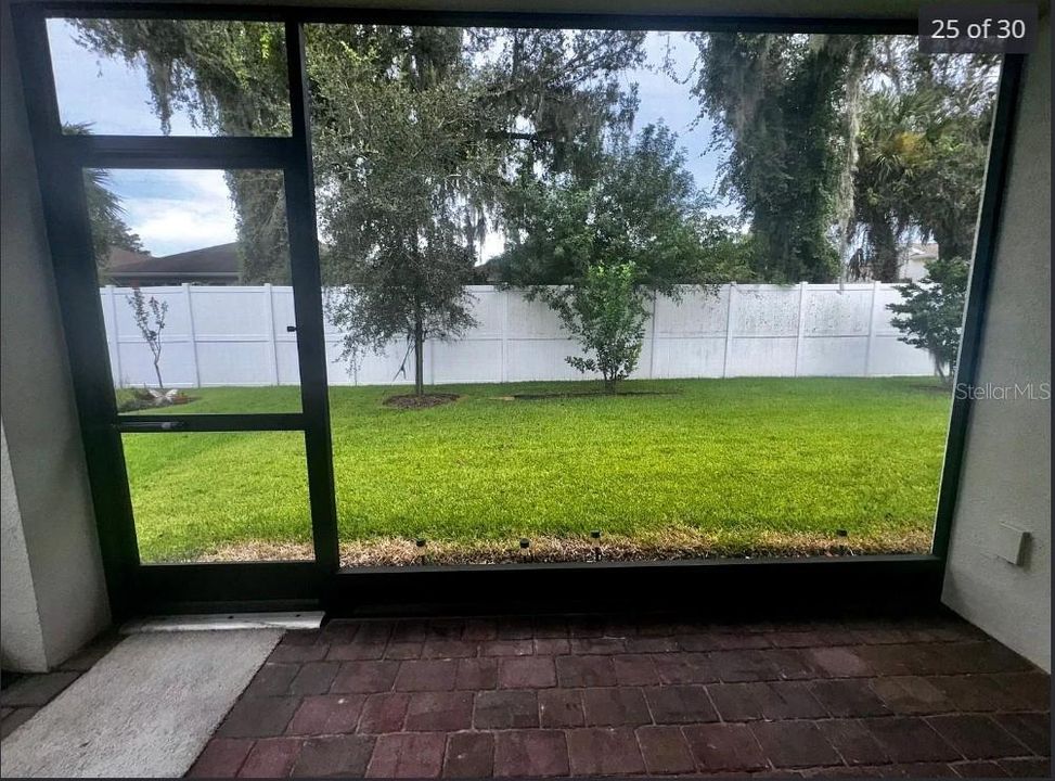 For Rent: $2,899 (4 beds, 2 baths, 2112 Square Feet)