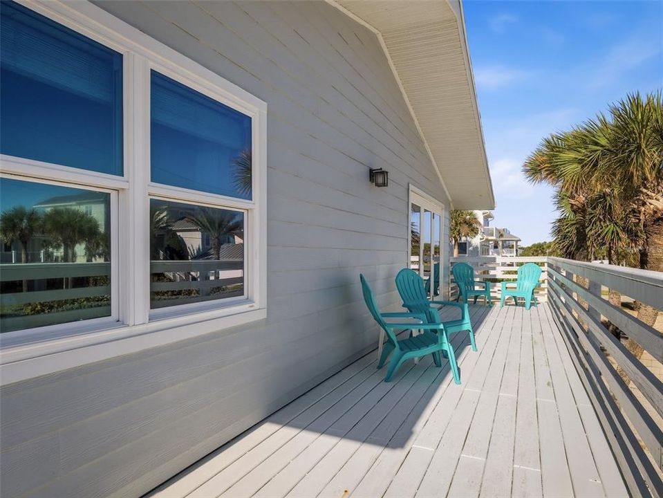 For Sale: $1,100,000 (3 beds, 2 baths, 1885 Square Feet)