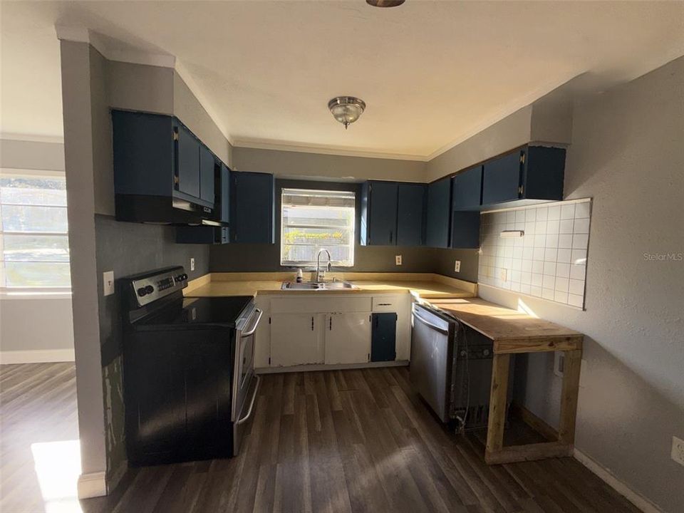 En Venta: $234,900 (3 camas, 2 baños, 1380 Pies cuadrados)