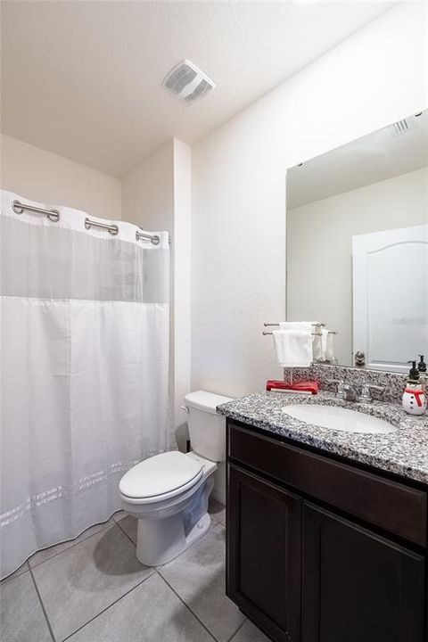 For Rent: $2,850 (5 beds, 3 baths, 2609 Square Feet)