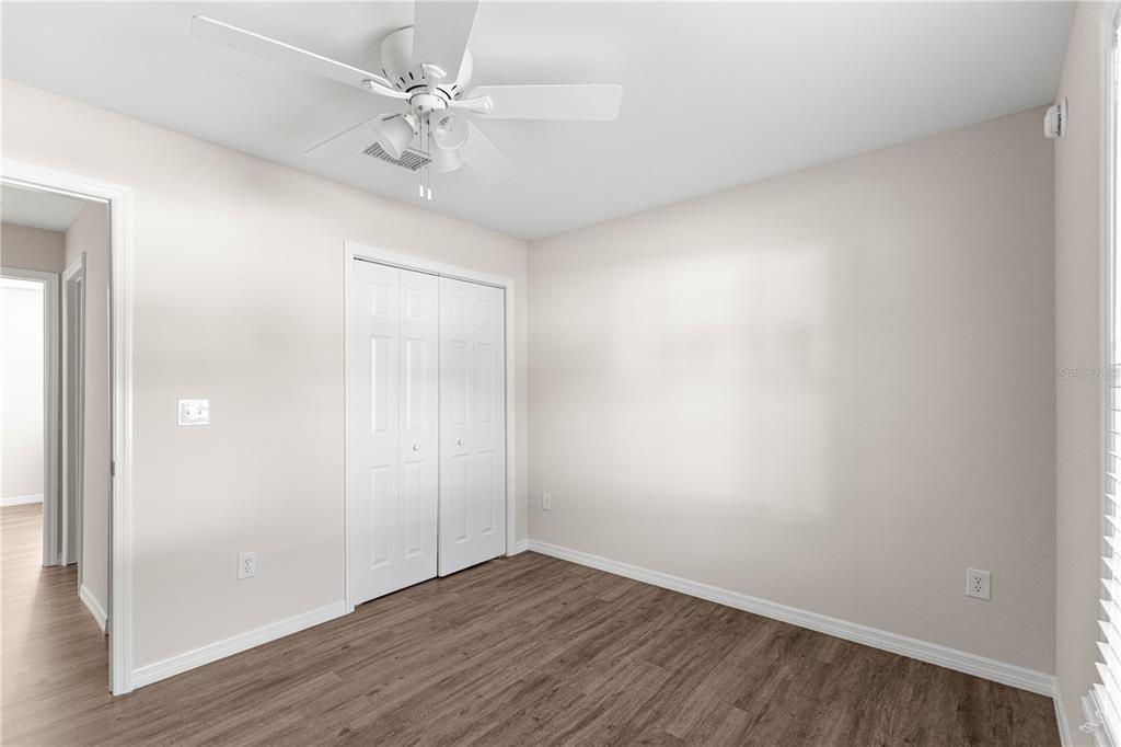 En Venta: $237,000 (3 camas, 2 baños, 1402 Pies cuadrados)