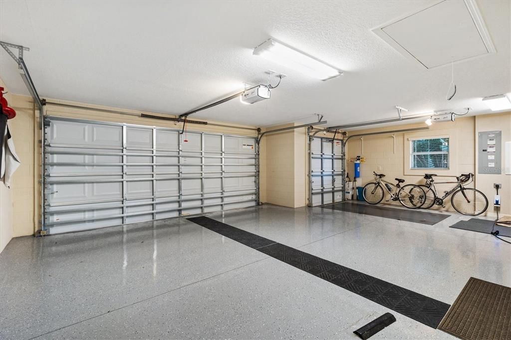 En Venta: $579,000 (3 camas, 2 baños, 1939 Pies cuadrados)